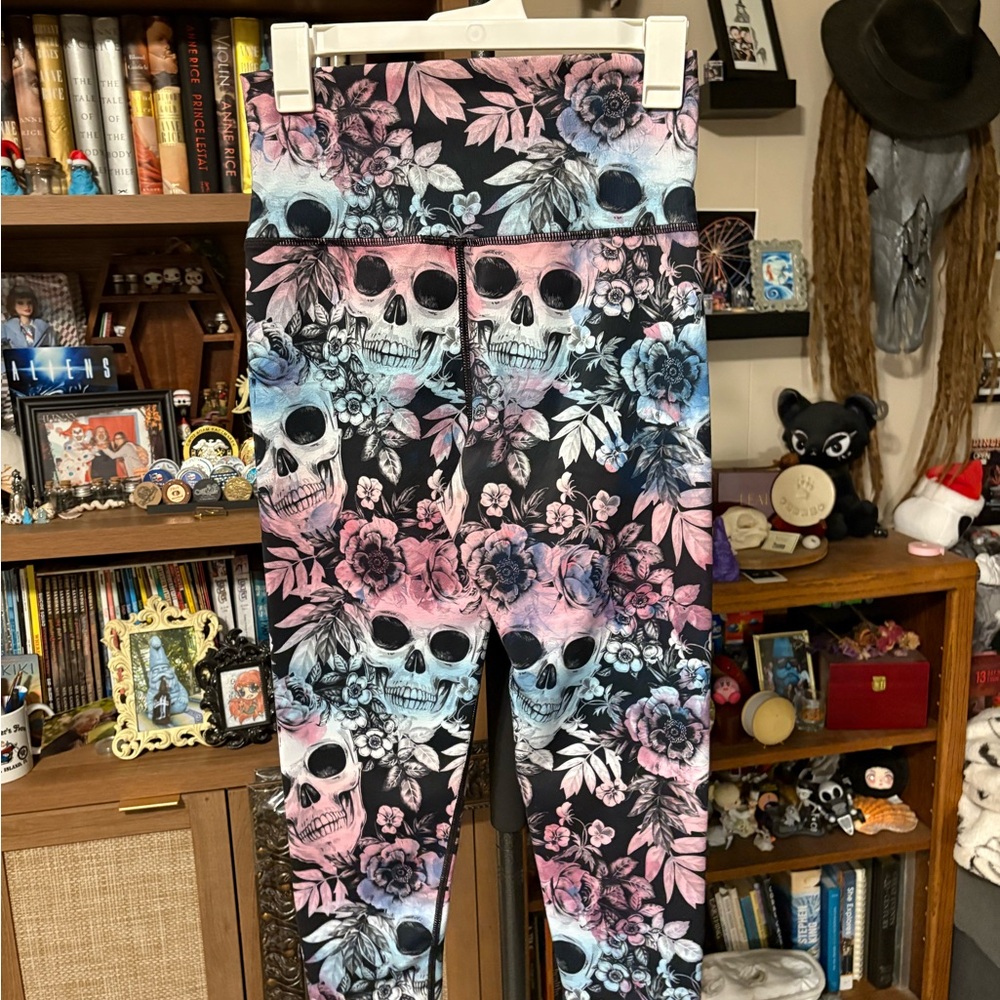 Evolution and Creation Floral Skull Print and black Leggings bundle